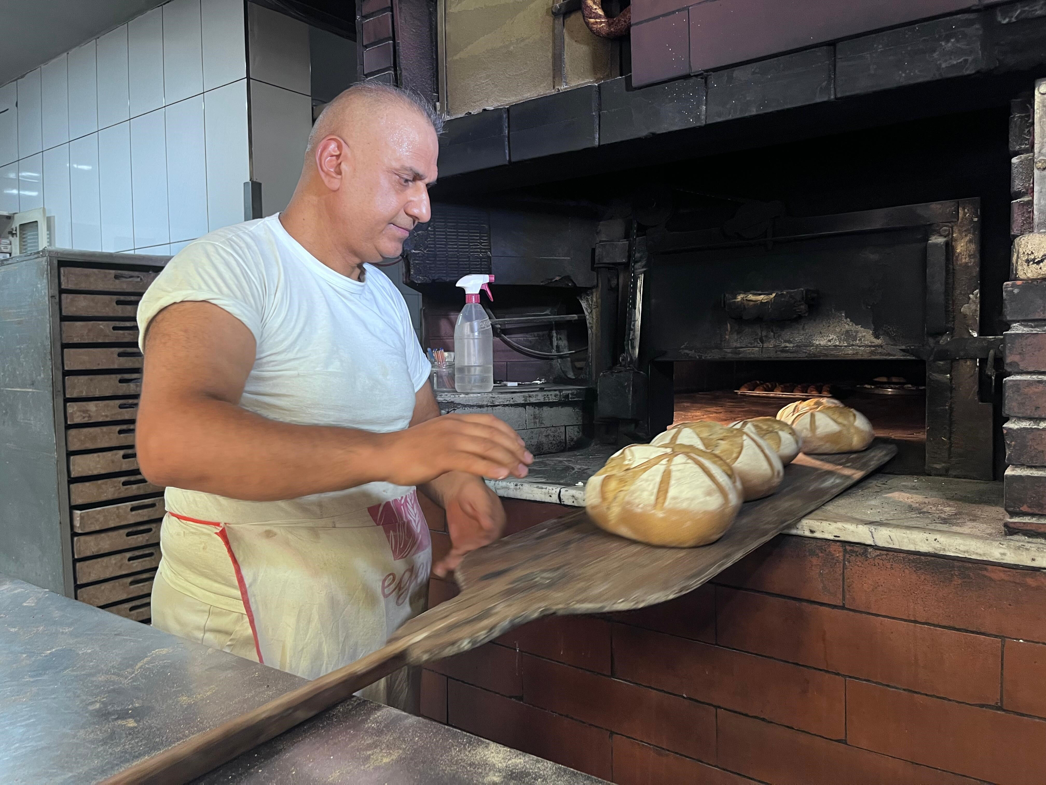 70 derece sıcaklıkta ekmek parası mücadelesi: Dışarısı bize cennet! 70 derece sıcaklıkta ekmek parası mücadelesi: Dışarısı bize cennet! - 3. Resim