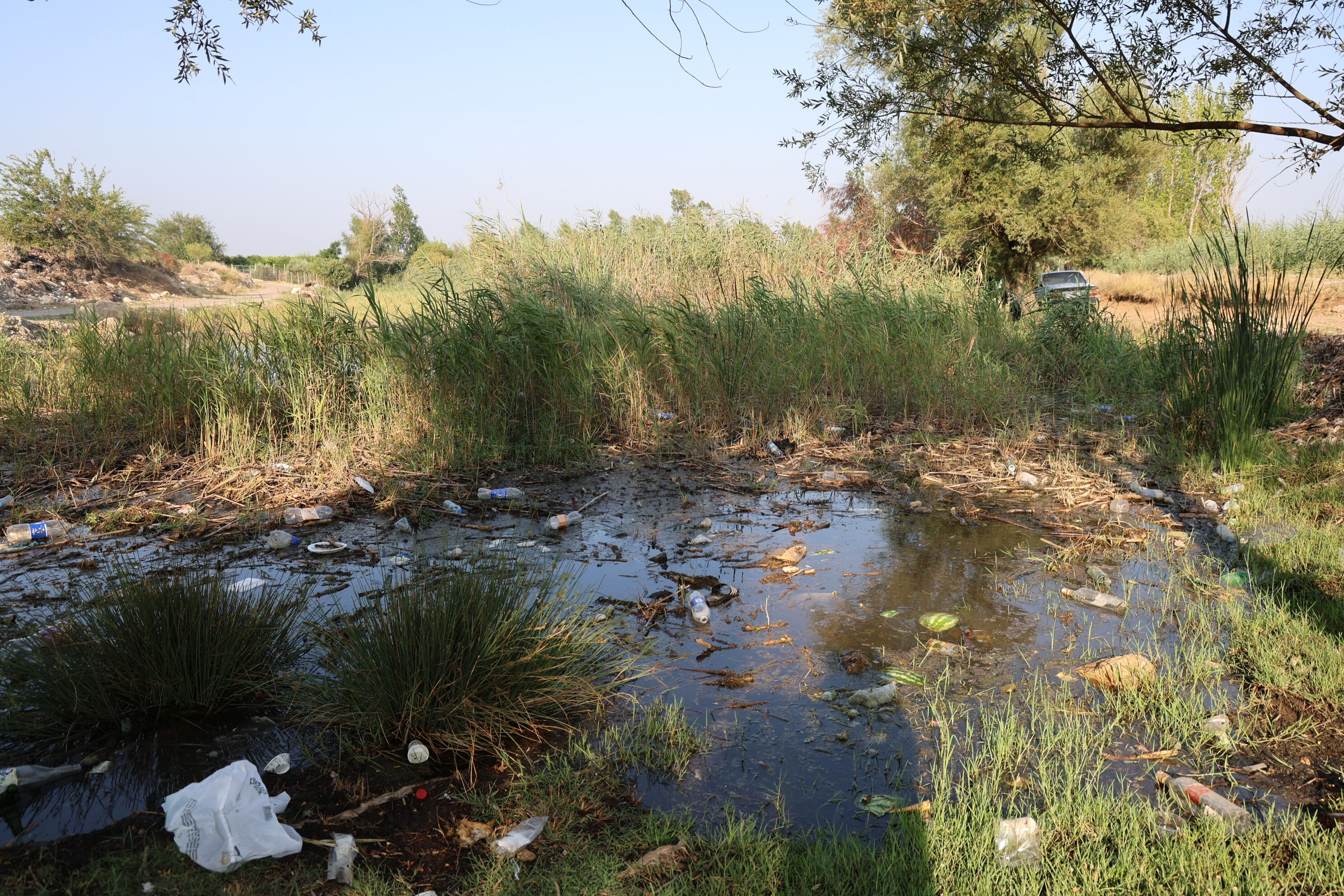 Doğa harikasını ne hale getirdiler! Muhtar bile çileden çıktı: Kirletecekseniz gelmeyin, bizi rahatsız etmeyin! - 1. Resim