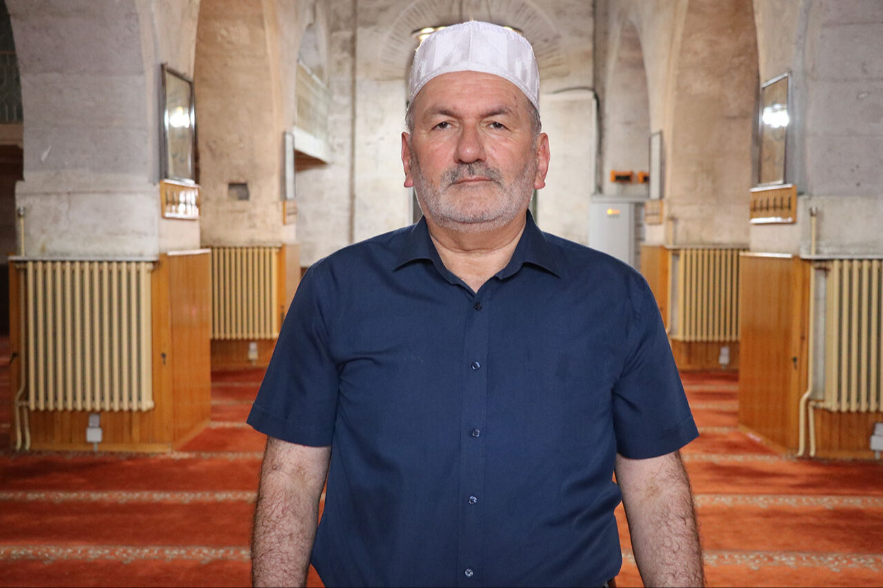 Eğri minareli Ulu Camii artık ibadete kapalı: Uyduyla takip edildi, harekete geçildi Eğri minareli Ulu Camii artık ibadete kapalı... Uyduyla takip edildi, harekete geçildi - 2. Resim