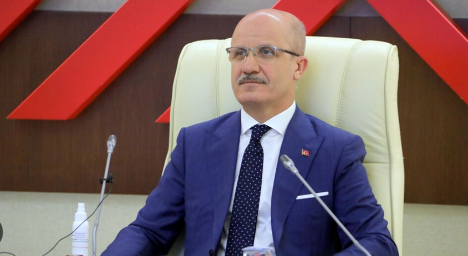 Erol Özvar kimdir? Prof. Dr. Erol Özvar yeni YÖK Başkanı oldu - 2. Resim