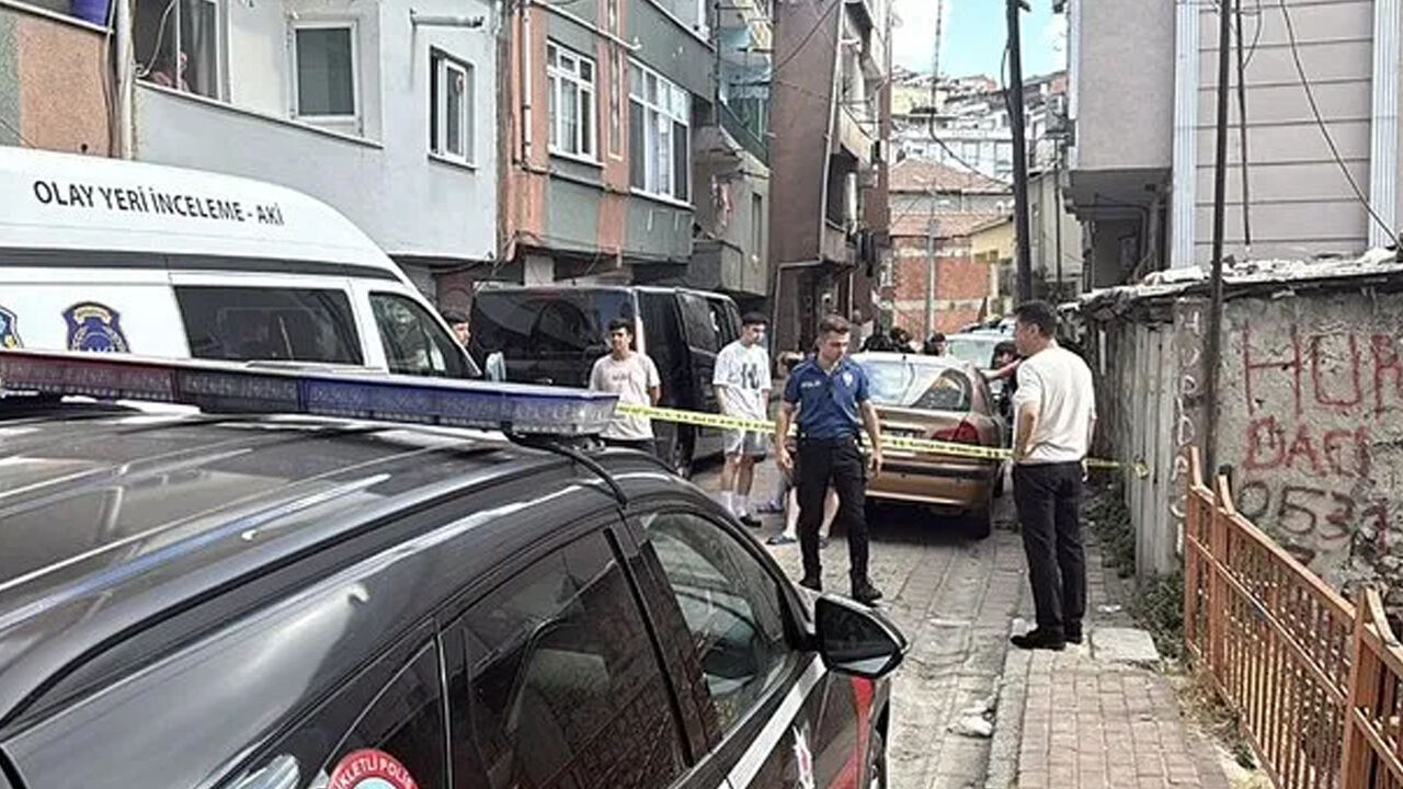 Kahvaltı hazırlayan arkadaşının boğazını kesti! Her detayı korkunç... Kahvaltı hazırlayan arkadaşının boğazını kesti! Her detayı korkunç... - 2. Resim