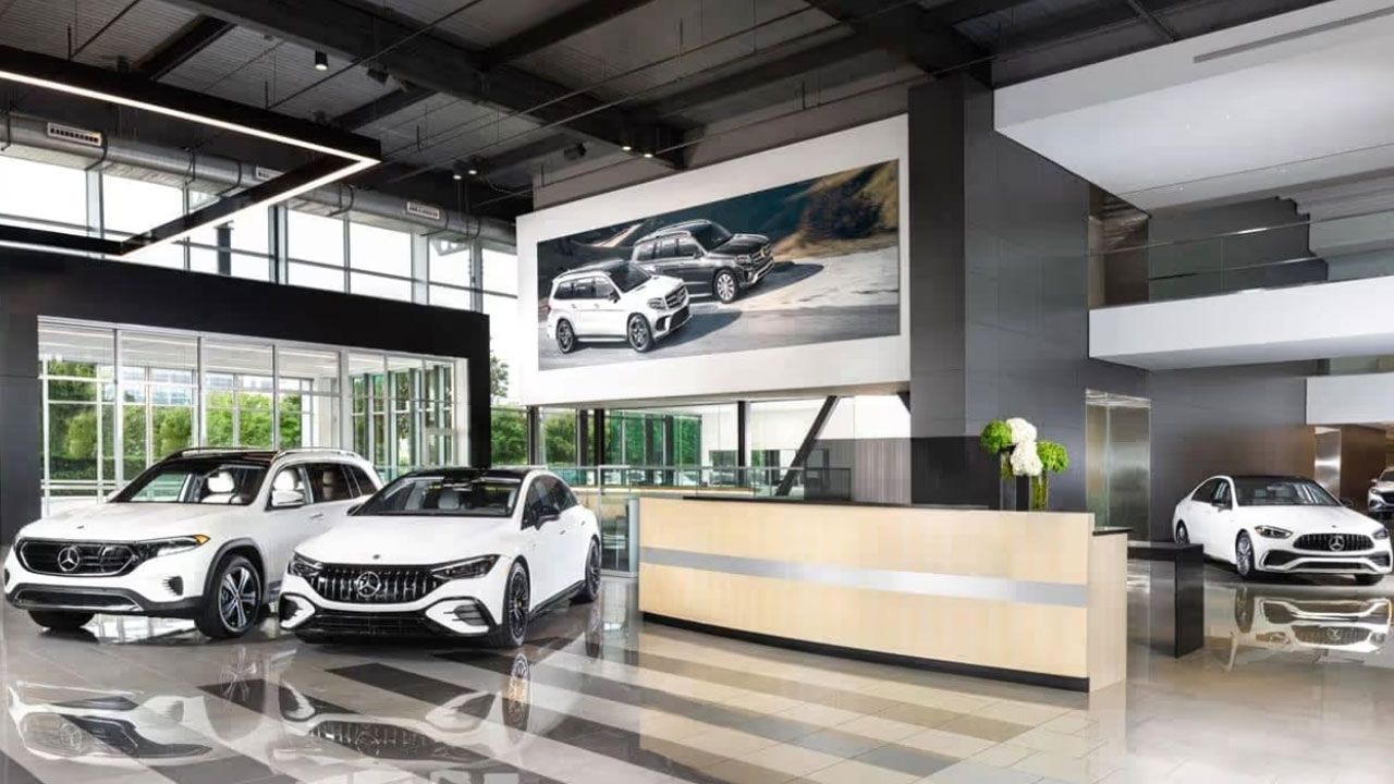 Mercedes, Amerika’da elektrikli araç teslimatlarını askıya aldı Mercedes, Amerika’da elektrikli araç teslimatlarını askıya aldı