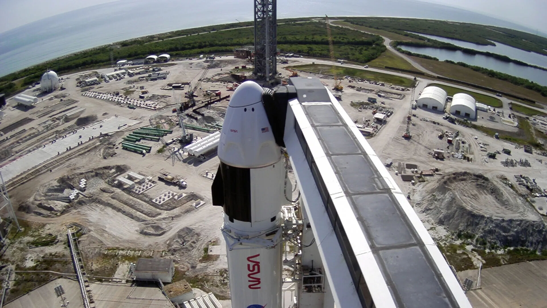 NASA ve SpaceX bir oldu, 12'inci uzay uçuşu gerçekleşti! - 1. Resim