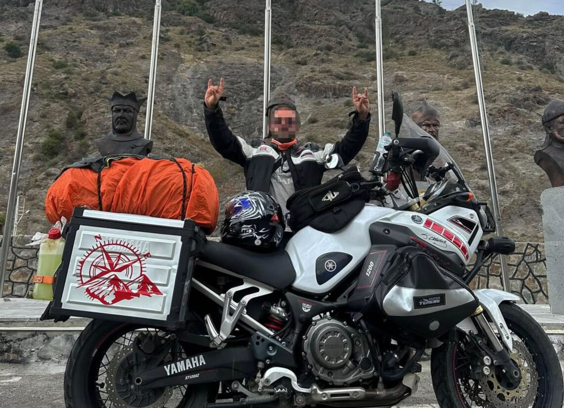 Trabzon'da dehşet! Balkondan girdi, eşini kalbinden vurup öldürdü Trabzon'da dehşet! Balkondan girdi, eşini kalbinden vurup öldürdü - 2. Resim