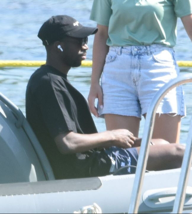 Yıldız futbolcunun Bodrum sefası: Lüks tatile servet harcadı Yıldız futbolcunun Bodrum sefası: Lüks tatile servet harcadı - 1. Resim