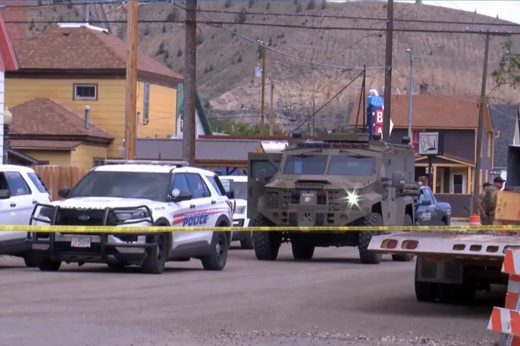 ABD'de silahlı saldırı! Ölüler var, saldırgan kayıp - 1. Resim