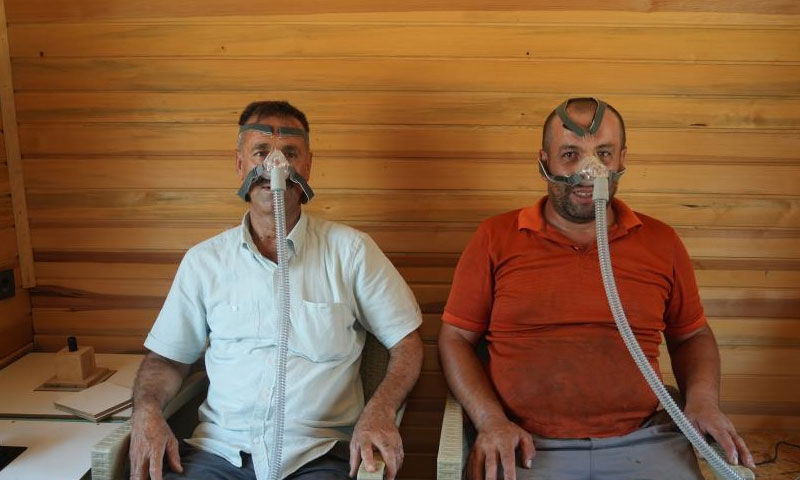 Arı kovanından şifa nefesi… Havasını soluyorlar! Astım, bronşit ve alerjiye çare oluyor Arı kovanından şifa nefesi… Havasını soluyorlar! Astım, bronşit ve alerjiye çare oluyor - 1. Resim