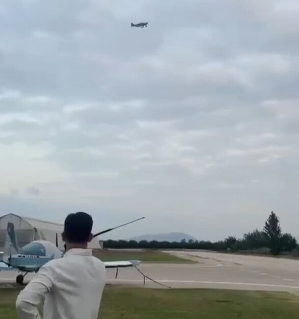 Evlilik teklifi organizasyonu faciayla bitti! Uçak düştü, 2 kişi ağır yaralı Evlilik teklif organizasyonu faciayla bitti! Uçak düştü, 2 kişi ağır yaralı - 1. Resim