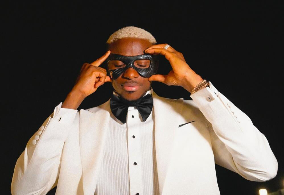 Galata Kulesi, 5 yıldız, Boğaz, maske, ada... Galatasaray'ın Osimhen videosu sosyal medyayı salladı Galata Kulesi, 5 yıldız, Boğaz, maske, Ada... Galatasaray'ın Osimhen videosu sosyal medyayı salladı - 1. Resim