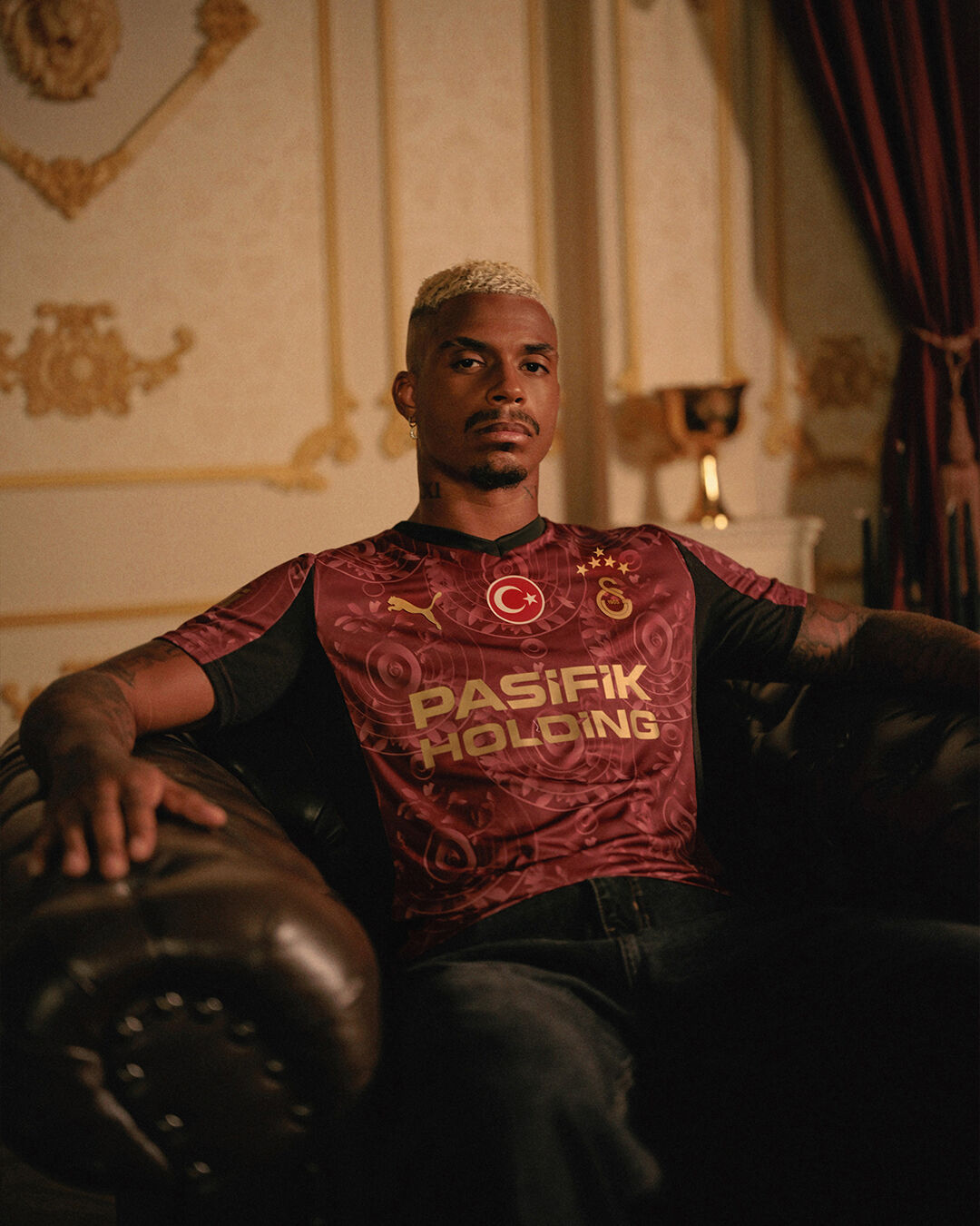 Galatasaray'ın yeni sezon alternatif forması! Desenler ve yazı dikkat çekti - 3. Resim