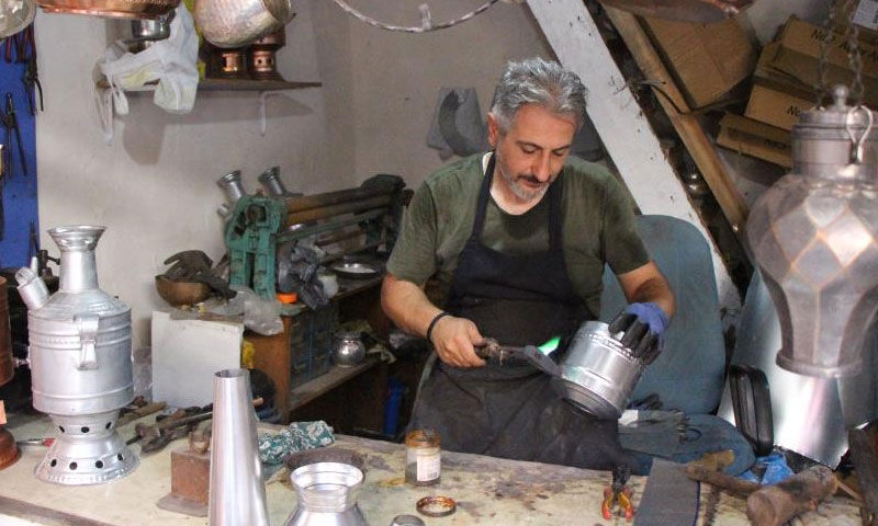 Taksiciliği bıraktı, bambaşka bir mesleğe el attı! Memleketinde bir tek o yapıyor - 1. Resim