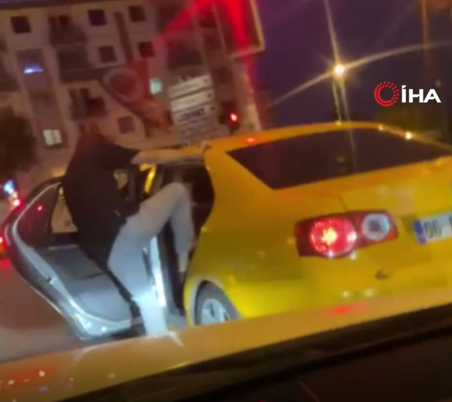 Taksideki kadını defalarca tekmeledi! Ankara'da korkunç görüntü - 1. Resim