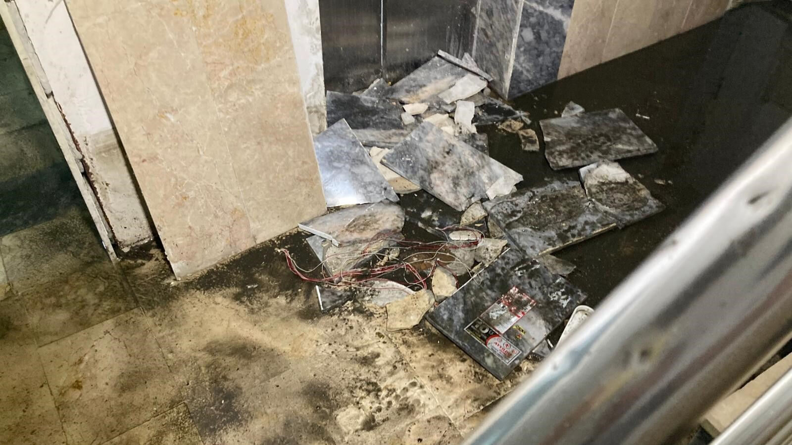 Ankara'da kuvvetli sağanak! Yollar göle döndü, evleri su bastı - 2. Resim