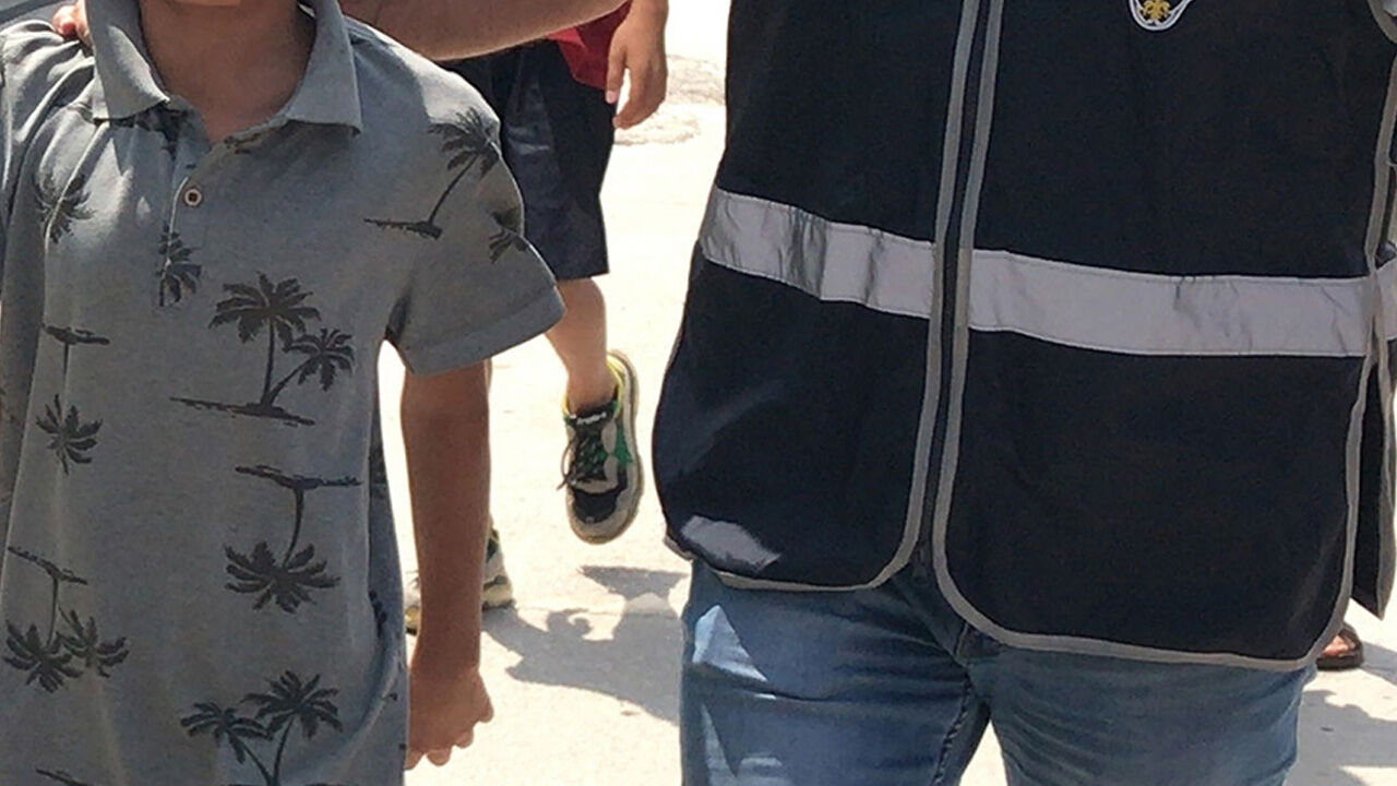 Rakamlar korkutuyor! Bakanlık 'suça sürüklenen çocuklar' için harekete geçti Rakamlar korkutuyor! Bakanlık 'suça sürüklenen çocuklar' için harekete geçti - 1. Resim