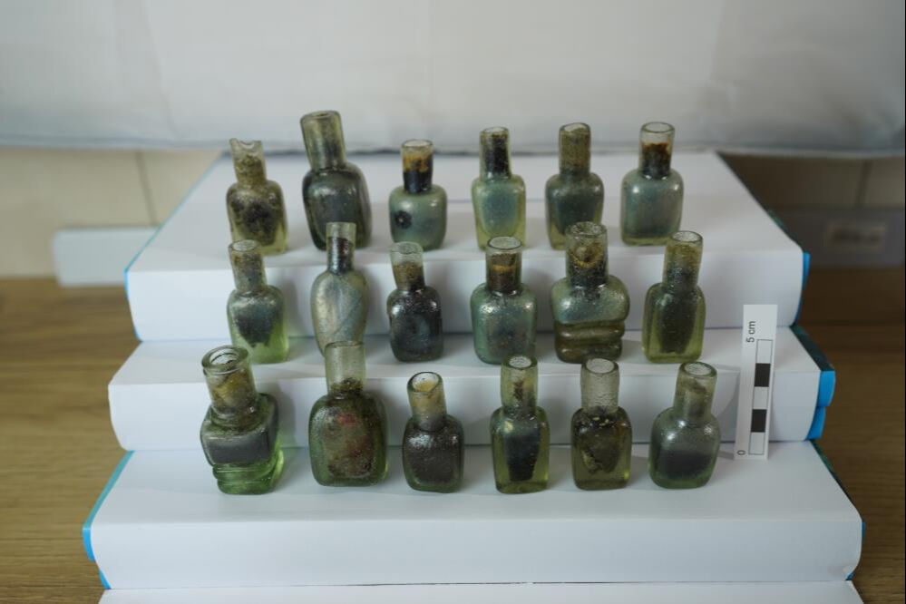 Yaklaşık 2000 yıllık!  Yaklaşık 2000 yıllık!