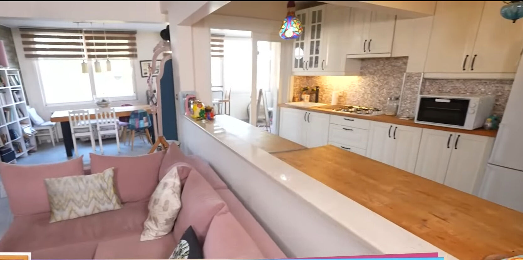 Deniz manzaralı, şömineli ve salıncaklı... Şarkıcı Gökçe’nin masal gibi evi gündem oldu - 3. Resim