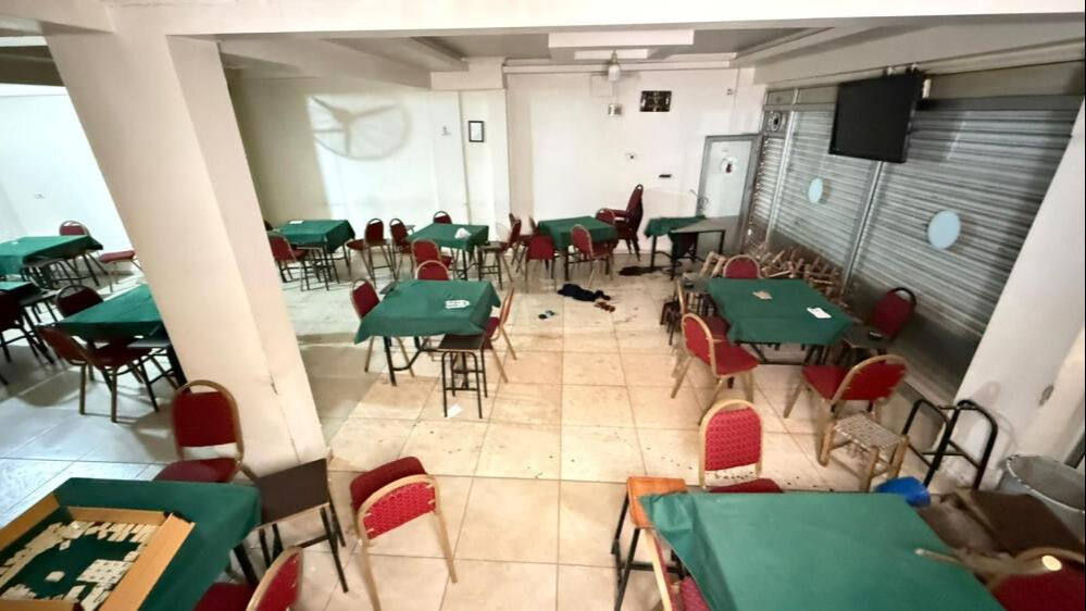 ¡Casi desastre en Diyarbakir! Llovieron balas sobre una tienda llena de bombonas de gas - Imagen 1