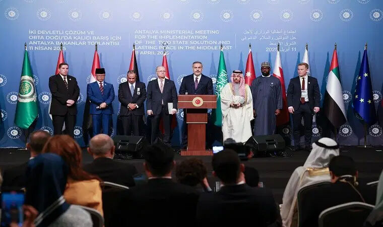 Diplomasinin sakin ve saygın gücü: Fidan doktrini Türk dış politikasını nasıl şekillendiriyor? İİT Gazze Temas Grubu Antalya'da toplandı