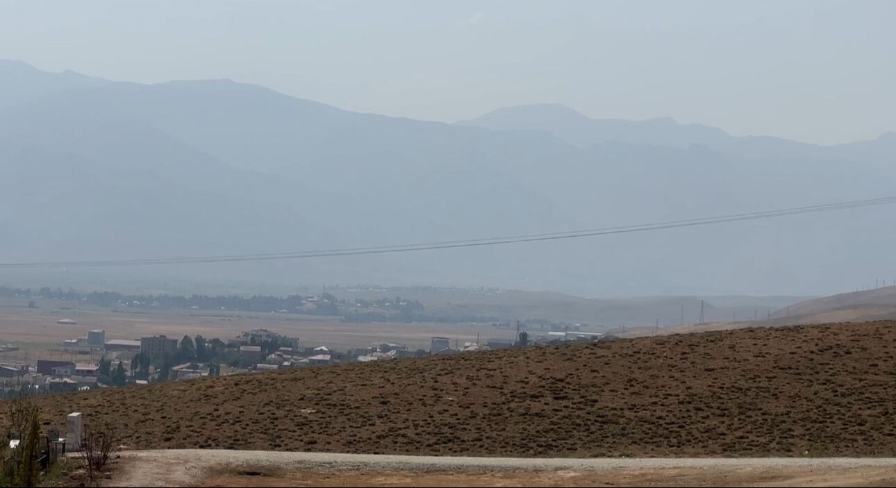 Şaşırtan anlar! Her yeri toz bulutu kapladı: Göz gözü görmedi Şaşırtan anlar! Her yeri toz bulutu kapladı: Göz gözü görmedi - 2. Resim