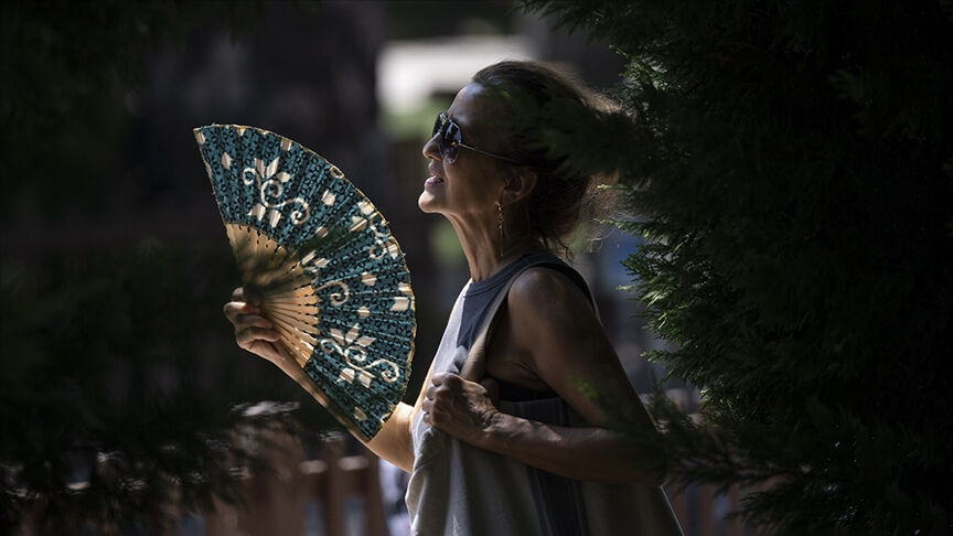 Termometrelerin ateşi düşmüyor! 12 ilde 40 derecenin üzerini gösterdi - 2. Resim