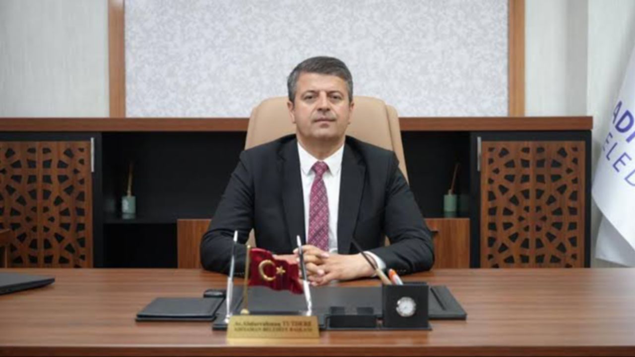 Abdurrahman Tutdere kimdir, nereli, kaç yaşında? Adıyaman Belediye Başkanı göreve iade edildi Abdurrahman Tutdere kimdir, nereli, kaç yaşında? Adıyaman Belediye Başkanı göreve iade edildi