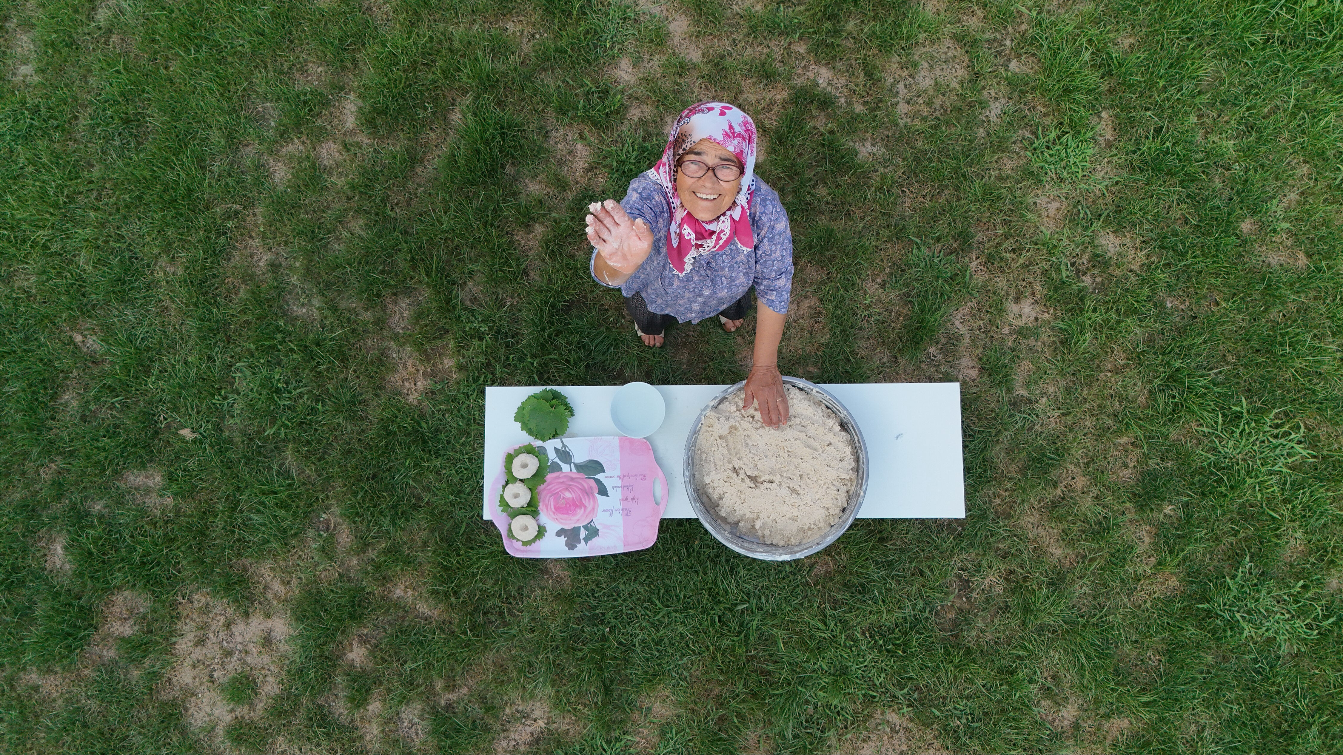 Her şey bir video ile başladı! O şimdi 74 yaşında bir sosyal medya fenomeni Her şey bir video ile başladı! O şimdi 74 yaşında bir sosyal medya fenomeni - 2. Resim