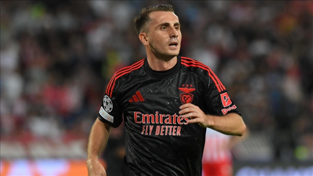Kerem Aktürkoğlu transferi iptal mi oldu? Fenerbahçe'ye gelecek mi merak ediliyor Kerem Aktürkoğlu transferi iptal mi oldu? Fenerbahçe'ye gelecek mi merak ediliyor