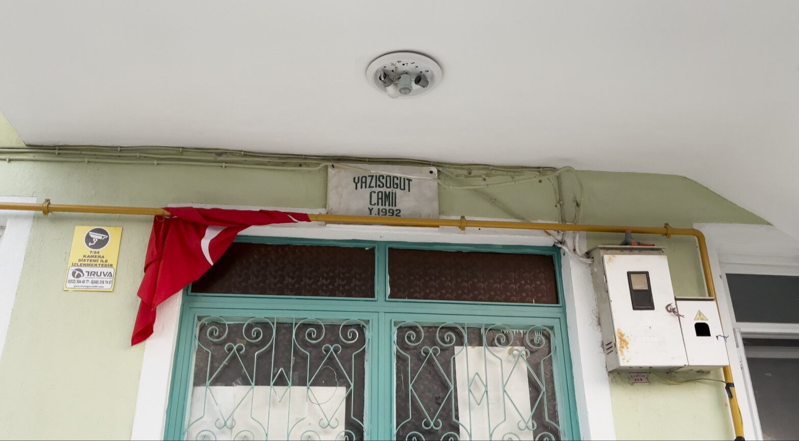 Kur'an Kursu'nda araba kavgası! İmamı köy meydanında darbettiler - 1. Resim