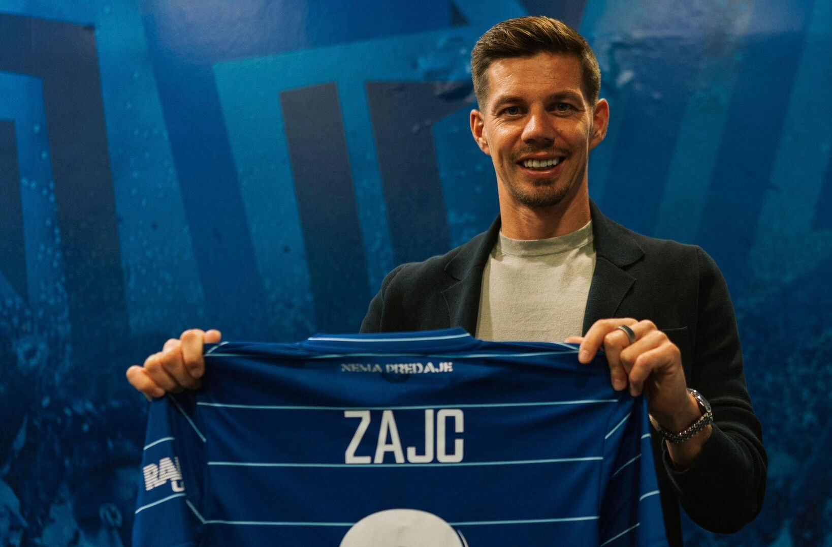 Miha Zajc 2 yıllık imzayı attı! İşte yeni takımı Miha Zajc 2 yıllık imzayı attı! İşte yeni takımı - 1. Resim