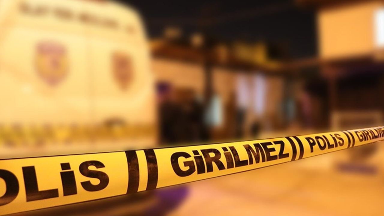 Samsun'da dehşet! 2 arkadaşını öldürüp teslim oldu Samsun'da dehşet! 2 arkadaşını öldürüp teslim oldu