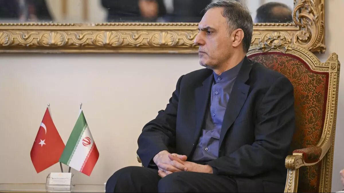 Tahran'dan Türkiye'nin diplomasisine övgü: İsrail-İran çatışmasına dikkat çekti Tahran'dan Türkiye'nin diplomasisine övgü: İsrail-İran çatışmasına dikkat çekti - 2. Resim