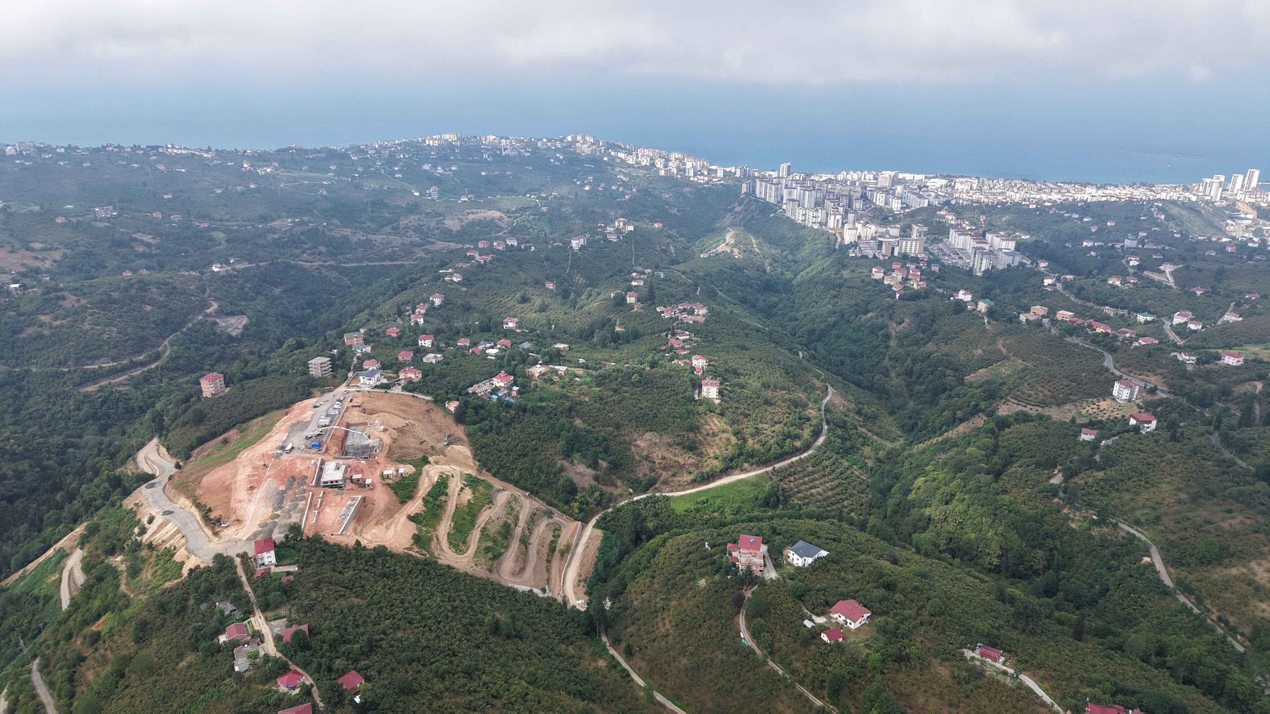 Trabzon'da yapılıyor! 850 metre uzunluğuyla Karadeniz'in en büyüğü olacak Trabzon'da yapılıyor! 850 metre uzunluğuyla Karadeniz'in en büyüğü olacak - 1. Resim