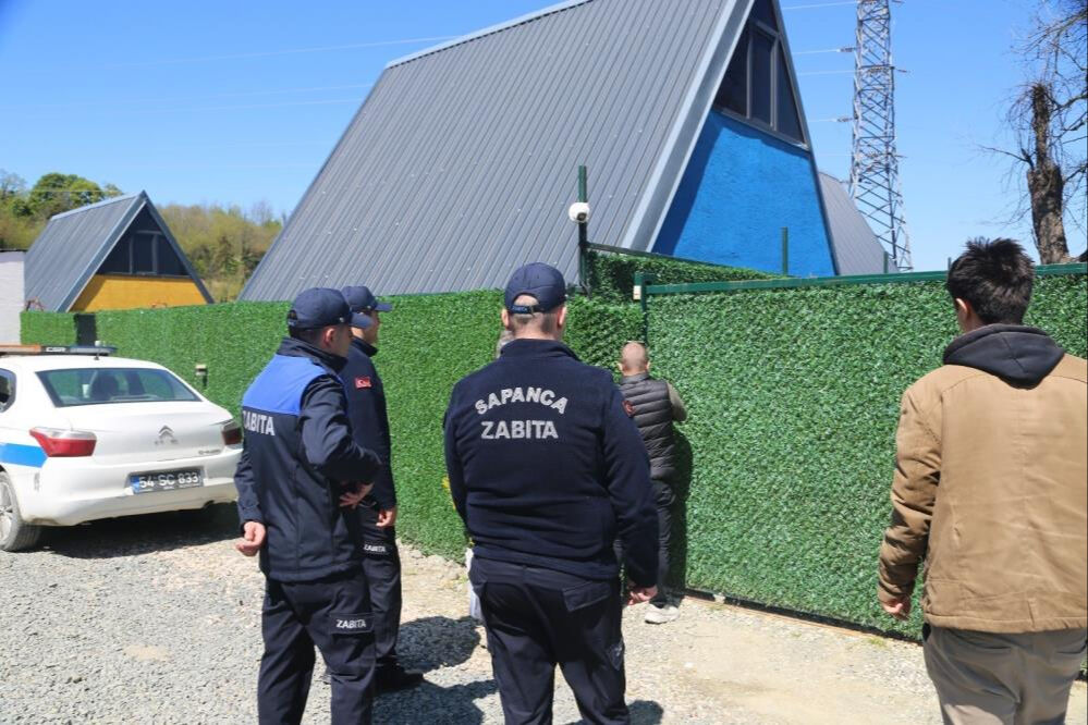 Bungalovdaki gizli kamera skandalında yeni gelişme! Üzerinde parmak izi çıktı, savunması pes dedirtti - 4. Resim