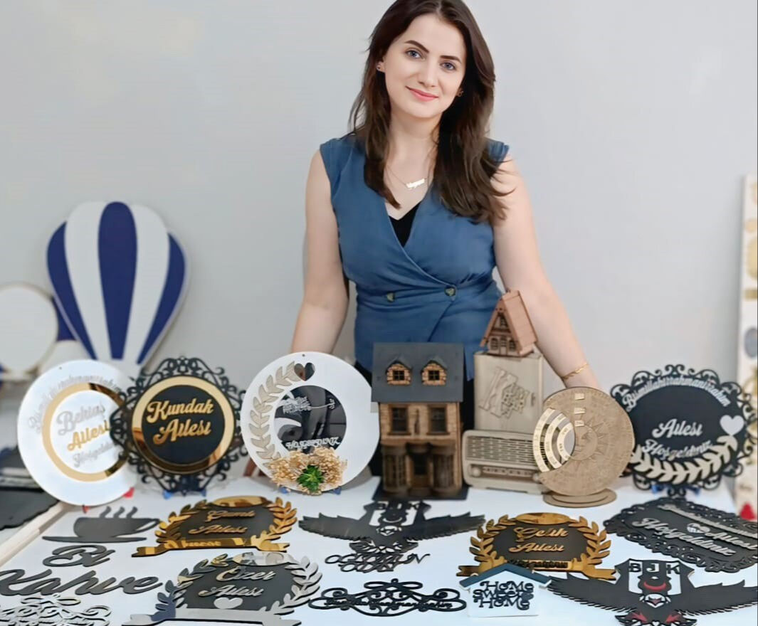 Evini iş yerine çevirdi! Sosyal medyadan satıp para kazanıyor Evini iş yerine çevirdi! Sosyal medyadan satıp para kazanıyor - 1. Resim