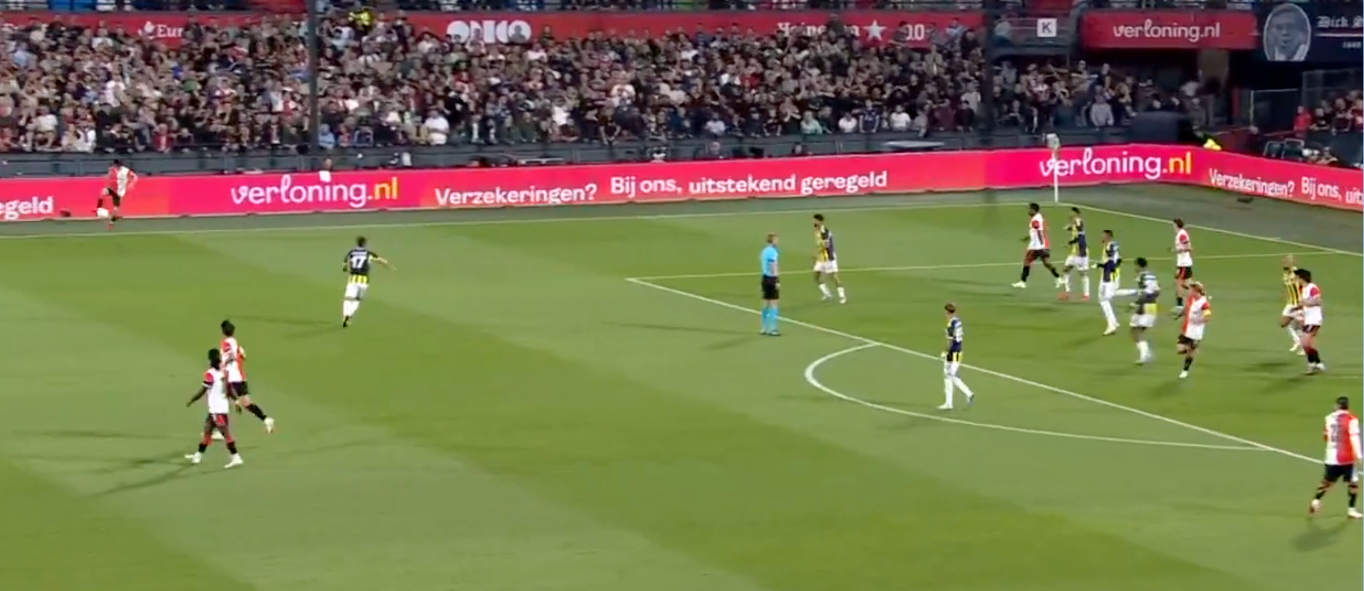 Fenerbahçe - Feyenoord maçı kaç kaç bitti? Maç özeti ve skorlar Fenerbahçe - Feyenoord maçı kaç kaç bitti? Maç özeti ve skorlar - 2. Resim