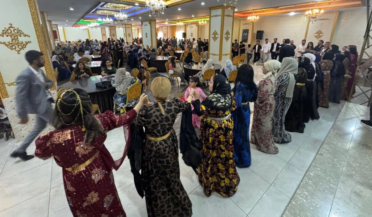 Kıtaların ötesinden Yüksekova'ya geldi! Mehirde verilen altınlar Endonezyalı gelini şaşkına çevirdi - 3. Resim