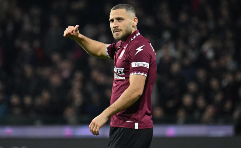 Skandal paylaşımları ortaya çıktı! Taraftarlar ayaklandı: İsrailli futbolcunun transferini engellediler Skandal paylaşımları ortaya çıktı! Taraftarlar ayaklandı: İsrailli futbolcunun transferini engellediler - 1. Resim