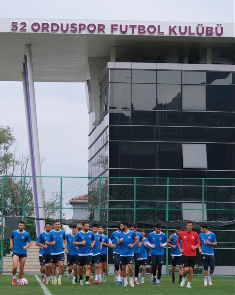 Sosyal medya bunu konuşuyor! İŞKUR ilanı ile futbolcu transferi: Kulüpten şaşırtan açıklama - 2. Resim