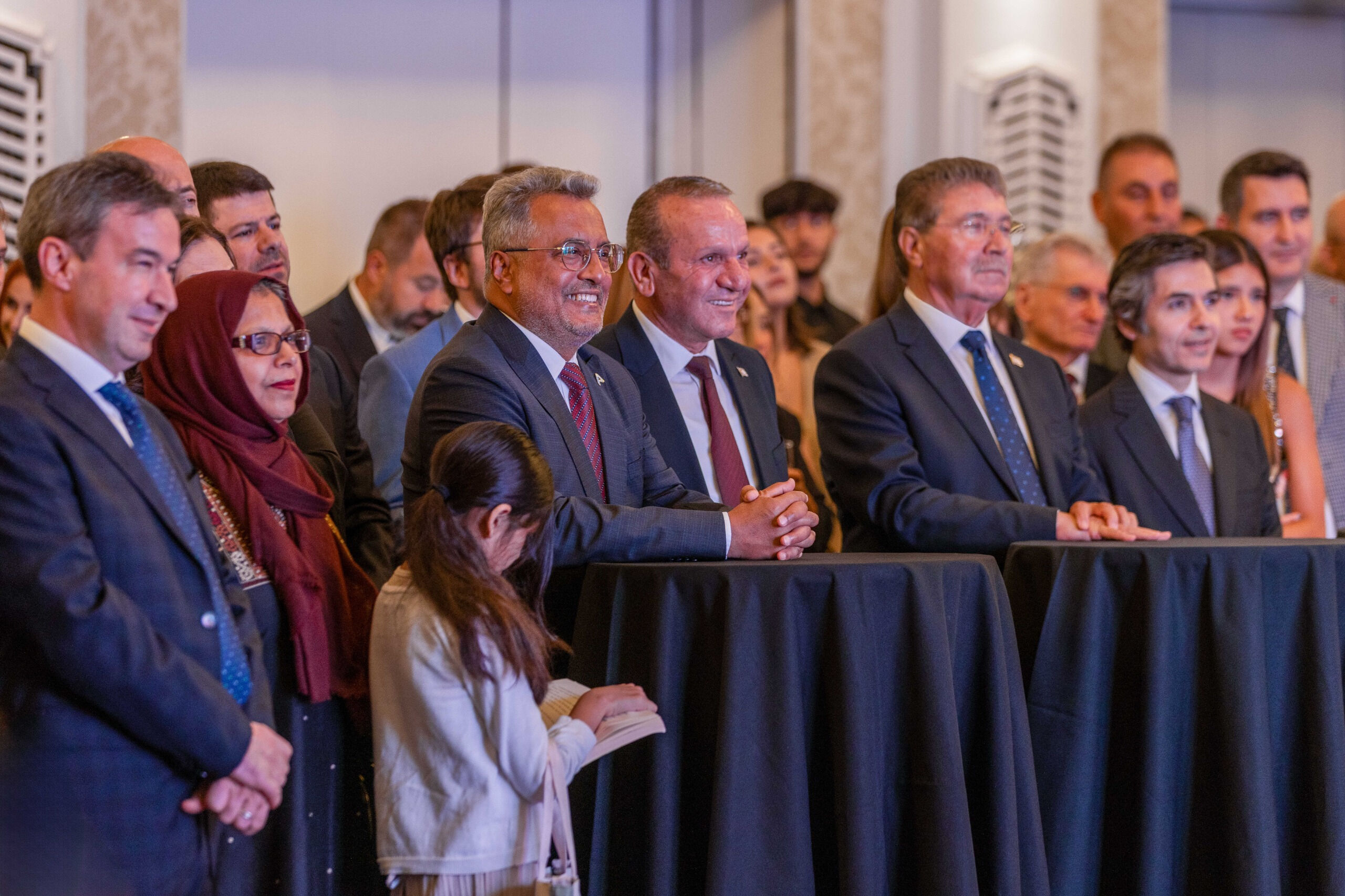 THY, AJet'le Londra'dan Ada'ya gidiş-dönüş 250 sterline uçacak! KKTC'nin kalkınmasına havadan dev destek THY, AJet'le Londra'dan Ada'ya gidiş-dönüş 250 sterline uçacak! KKTC'nin kalkınmasına havadan dev destek - 2. Resim