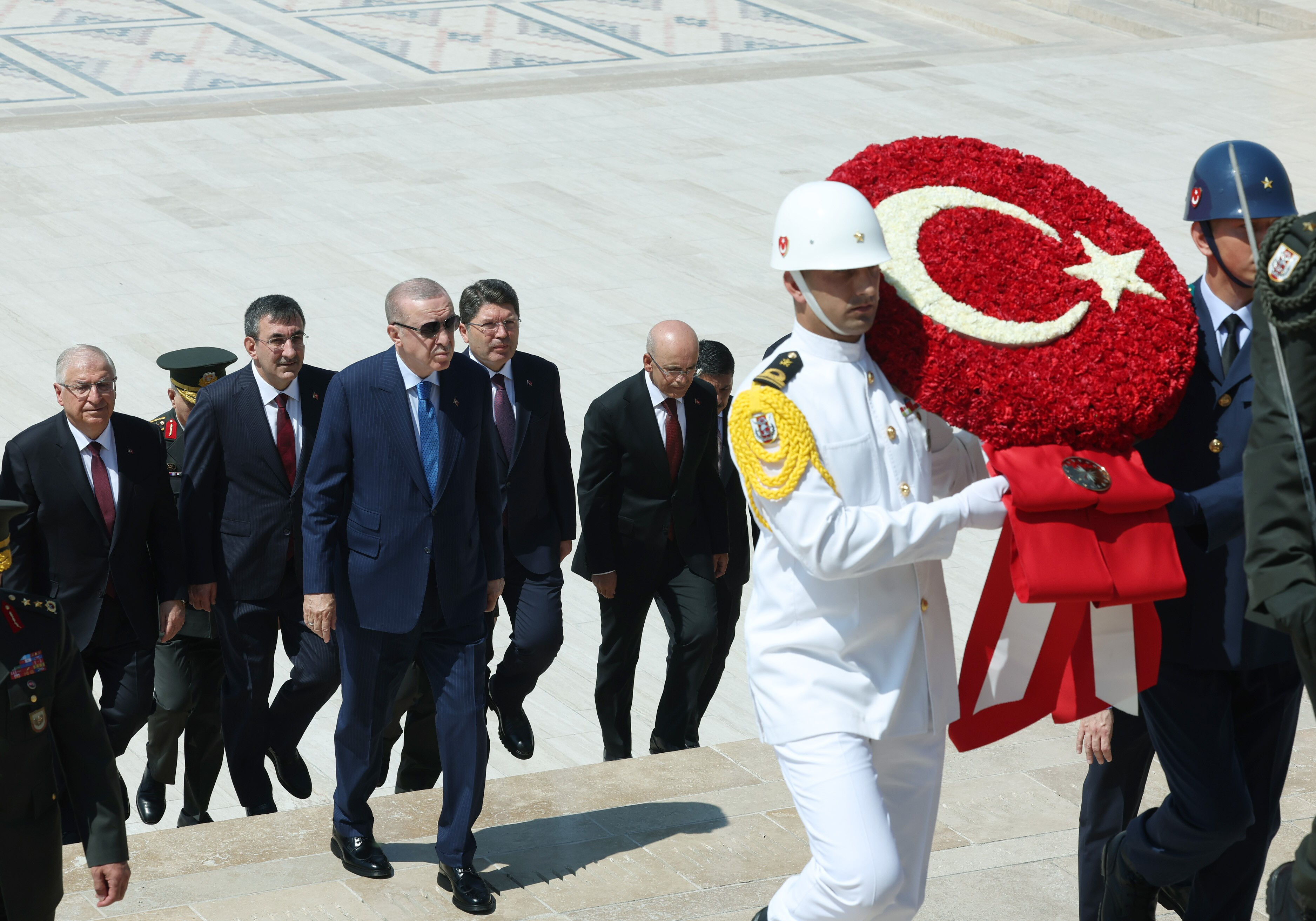 Yüksek Askeri Şura'dan sürpriz kararlar çıktı! İşte TSK'nın yeni komuta kademesi Yüksek Askeri Şura'dan sürpriz kararlar çıktı! İşte TSK'nın yeni komuta kademesi - 2. Resim