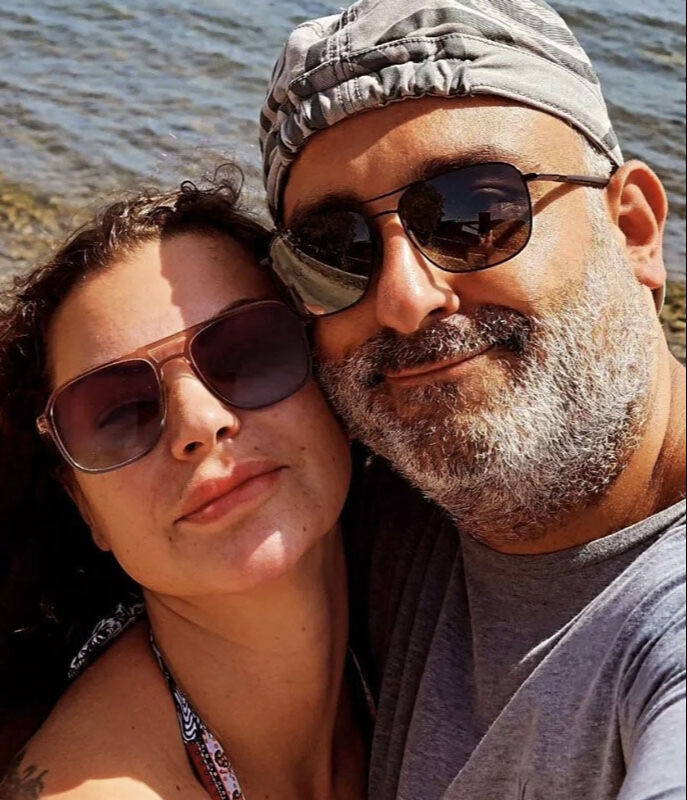 10 yıllık evliliğini tek kalemde silmişti! Nez defteri kapandı, boşandığı eşine döndü 10 yıllık evliliğini tek kalemde silmişti! Nez defteri kapandı, boşandığı eşine döndü - 2. Resim