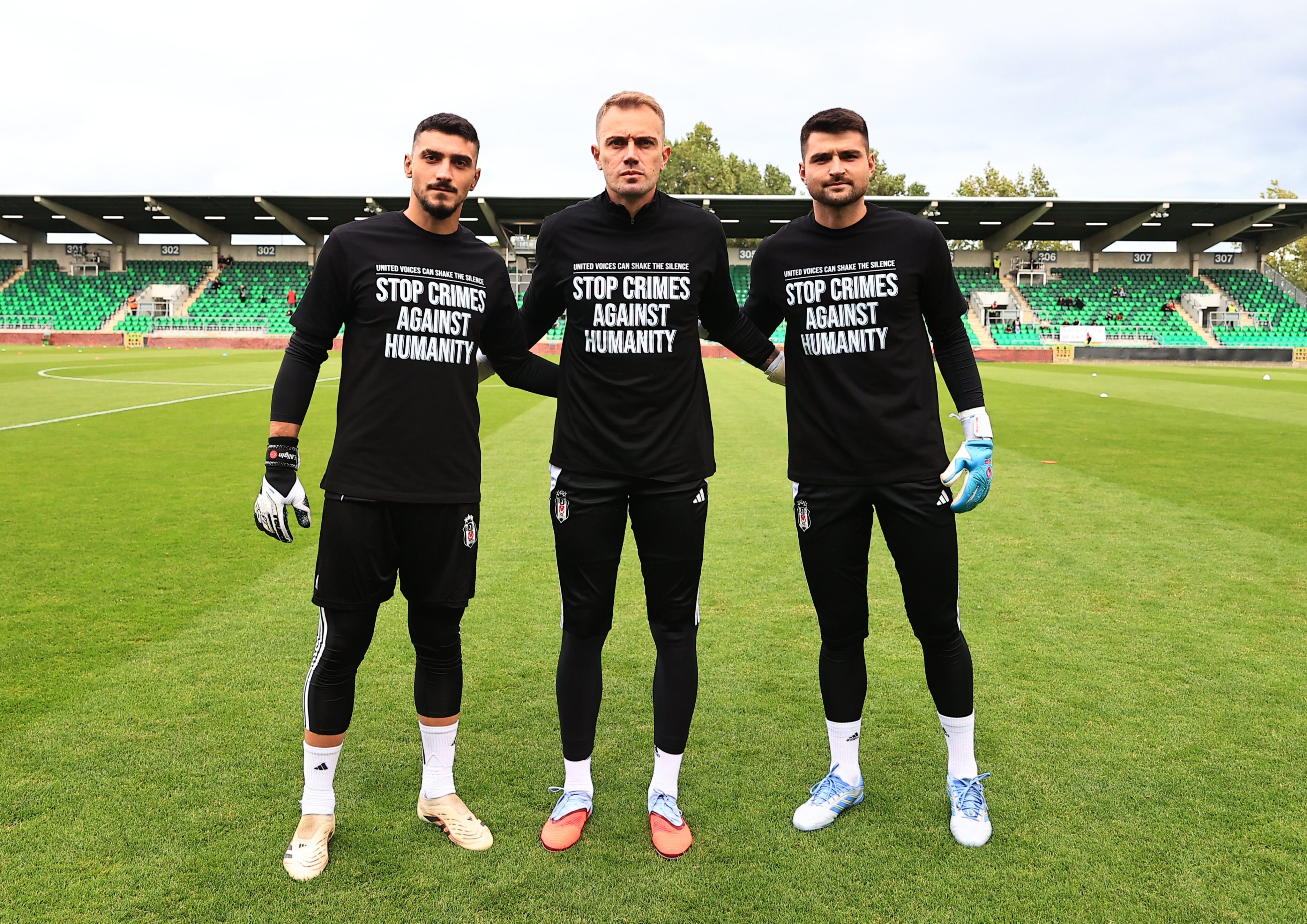 Başakşehir ve Beşiktaş'tan Gazze çağrısı: İnsanlığa karşı işlenen suçlara son verin Başakşehir ve Beşiktaş'tan Gazze çağrısı: İnsanlığa karşı işlenen suçlara son verin - 1. Resim