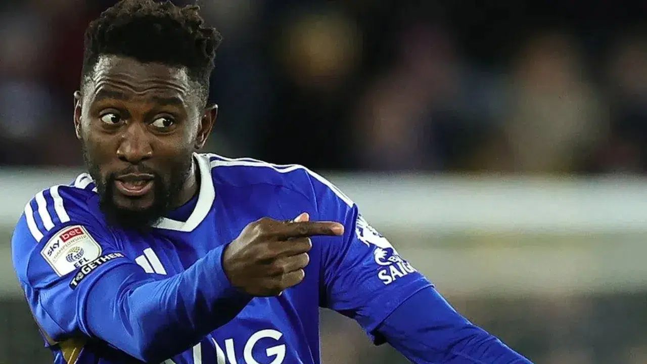 Beşiktaş'tan Wilfred Onyinye Ndidi bombası! İstanbul'a geliş saati belli oldu Beşiktaş'tan Wilfred Onyinye Ndidi bombası! İstanbul'a geliş saati belli oldu