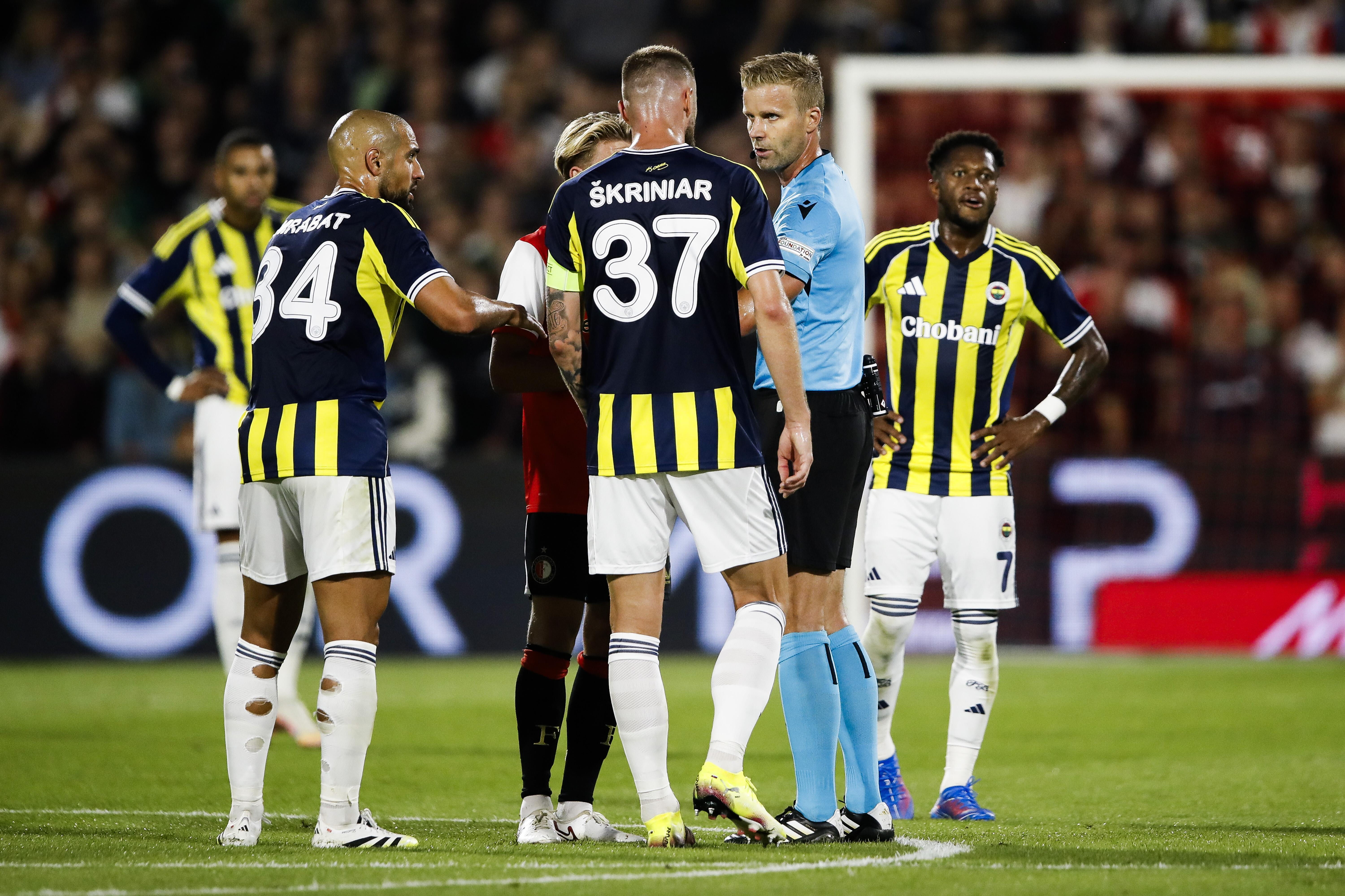 Fenerbahçe, Şampiyonlar Ligi 3. eleme ilk maçında Feyenoord'a mağlup oldu! Kadıköy'e gel bakalım Fenerbahçe, Şampiyonlar Ligi 3. eleme ilk maçında Feyenoord'a mağlup oldu! Kadıköy'e gel bakalım - 1. Resim