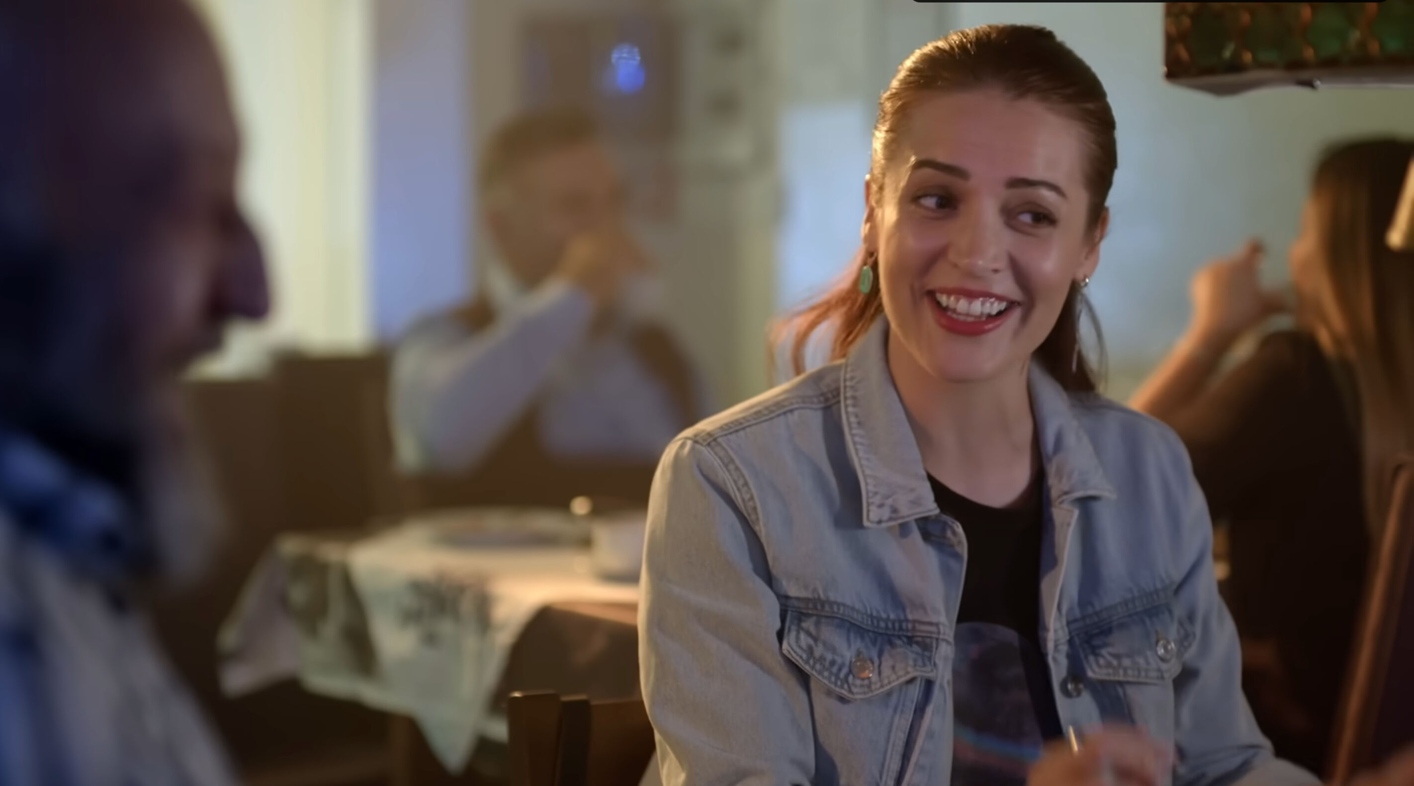 Modern Kadın 10. bölüm ne zaman? 1. sezon 10. bölümün ne zaman yayınlanacak araştırılıyor Modern Kadın 10. bölüm ne zaman? 1. sezon 10. bölümün ne zaman yayınlanacak araştırılıyor - 3. Resim