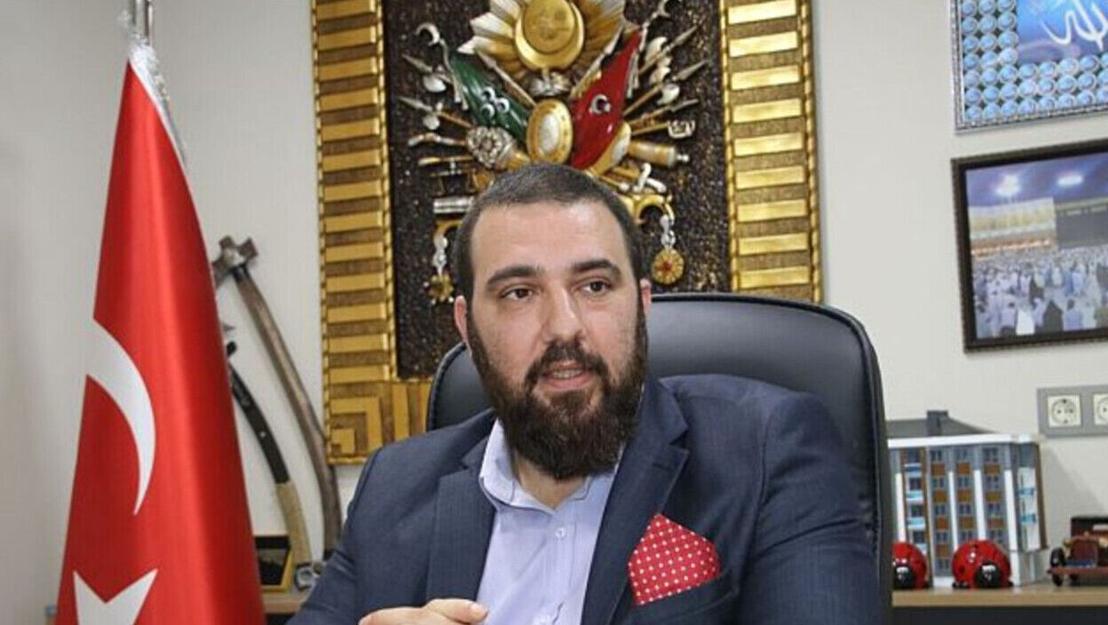 Sahte diploma iddiasına ateş püskürdü! Kayıhan Osmanoğlu'ndan beklenen açıklama Sahte diploma iddiasına ateş püskürdü! Kayıhan Osmanoğlu'ndan beklenen açıklama - 1. Resim