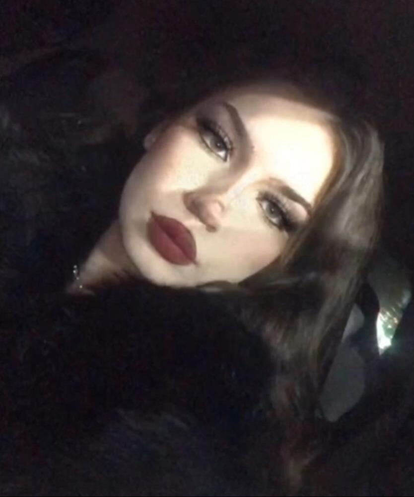 Teslime Hanedan'ın esrarengiz ölümü! Ormanda bulundu, yanında 5 kişi birden vardı Teslime Hanedan'ın esrarengiz ölümü! Ormada bulundu, yanında 5 kişi birden vardı - 4. Resim