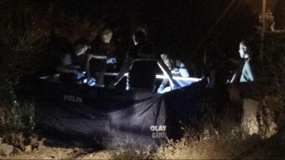 Teslime Hanedan'ın esrarengiz ölümü! Ormanda bulundu, yanında 5 kişi birden vardı Teslime Hanedan'ın esrarengiz ölümü! Ormada bulundu, yanında 5 kişi birden vardı - 3. Resim