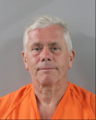 Vasiyet tartışması kavgaya döndü! Gelinini havuzda boğmaya çalıştı Vasiyet tartışması kavgaya döndü! Gelinini havuzda boğmaya çalıştı - 1. Resim