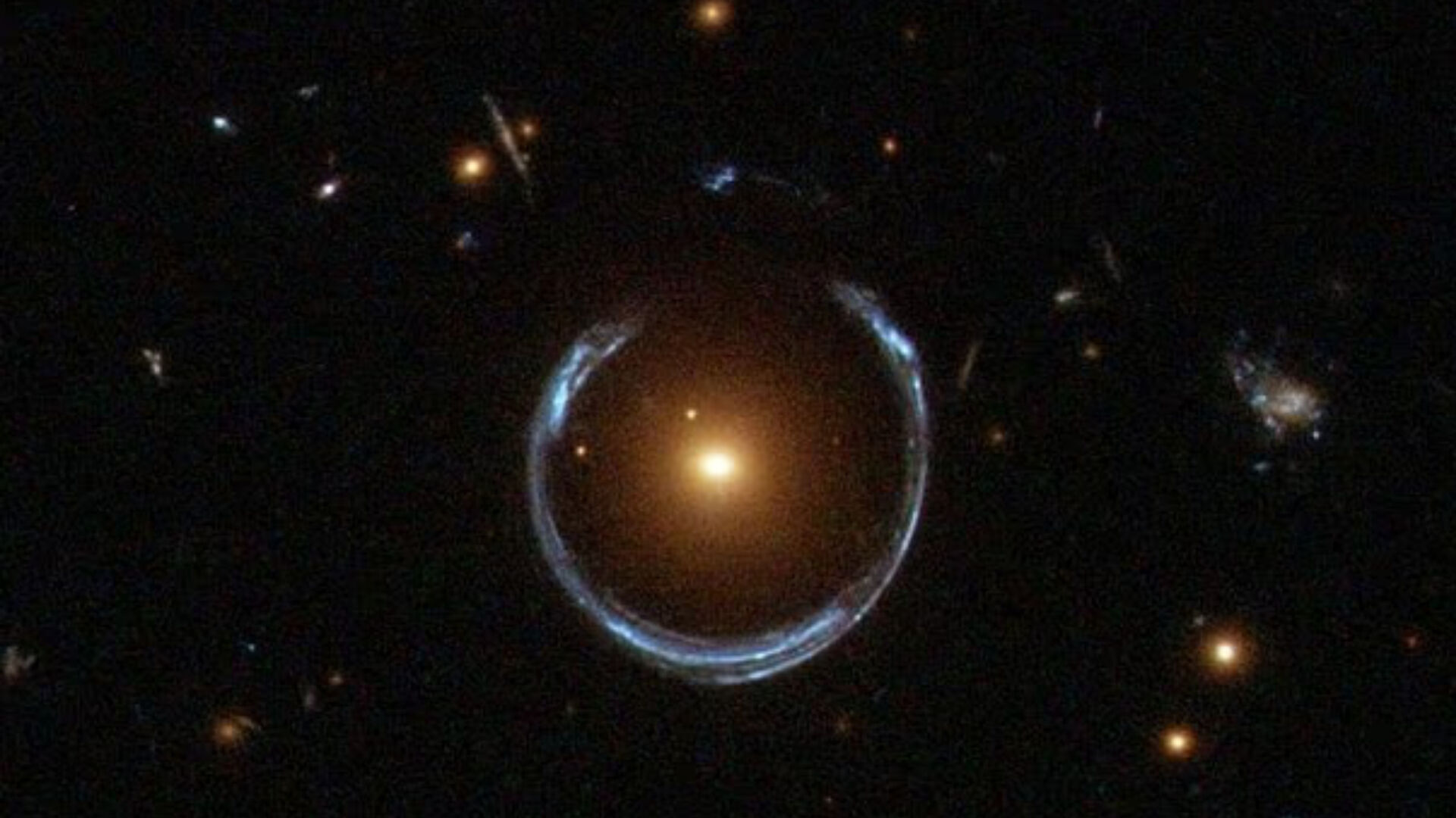 36 milyar güneş kütlesine sahip! Dünyanın en büyük kara deliği keşfedildi - 1. Resim